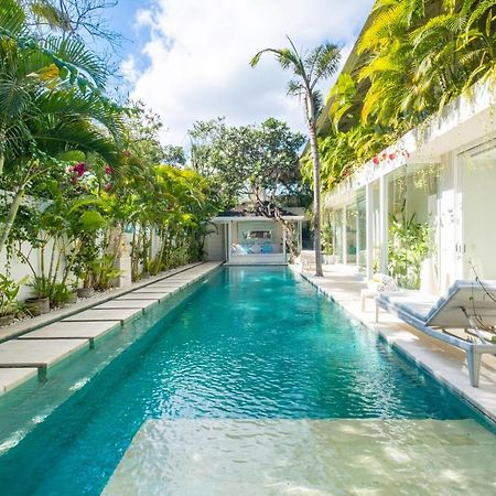 Villa Puro Blanco Кута Экстерьер фото